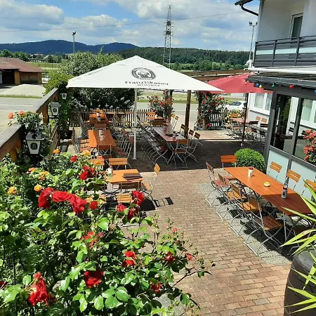 Inn Chambtaler Hof 2*