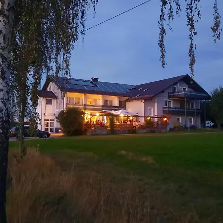Chambtaler Hof 2*