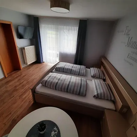 Inn Chambtaler Hof 2*