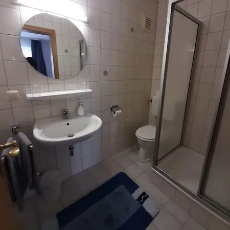 イン Chambtaler Hof 2*